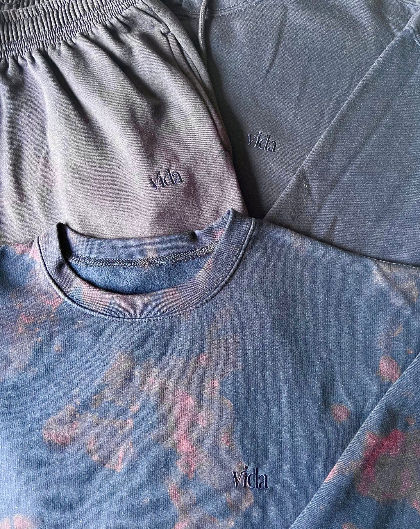 Navy Vida Sweatshirt