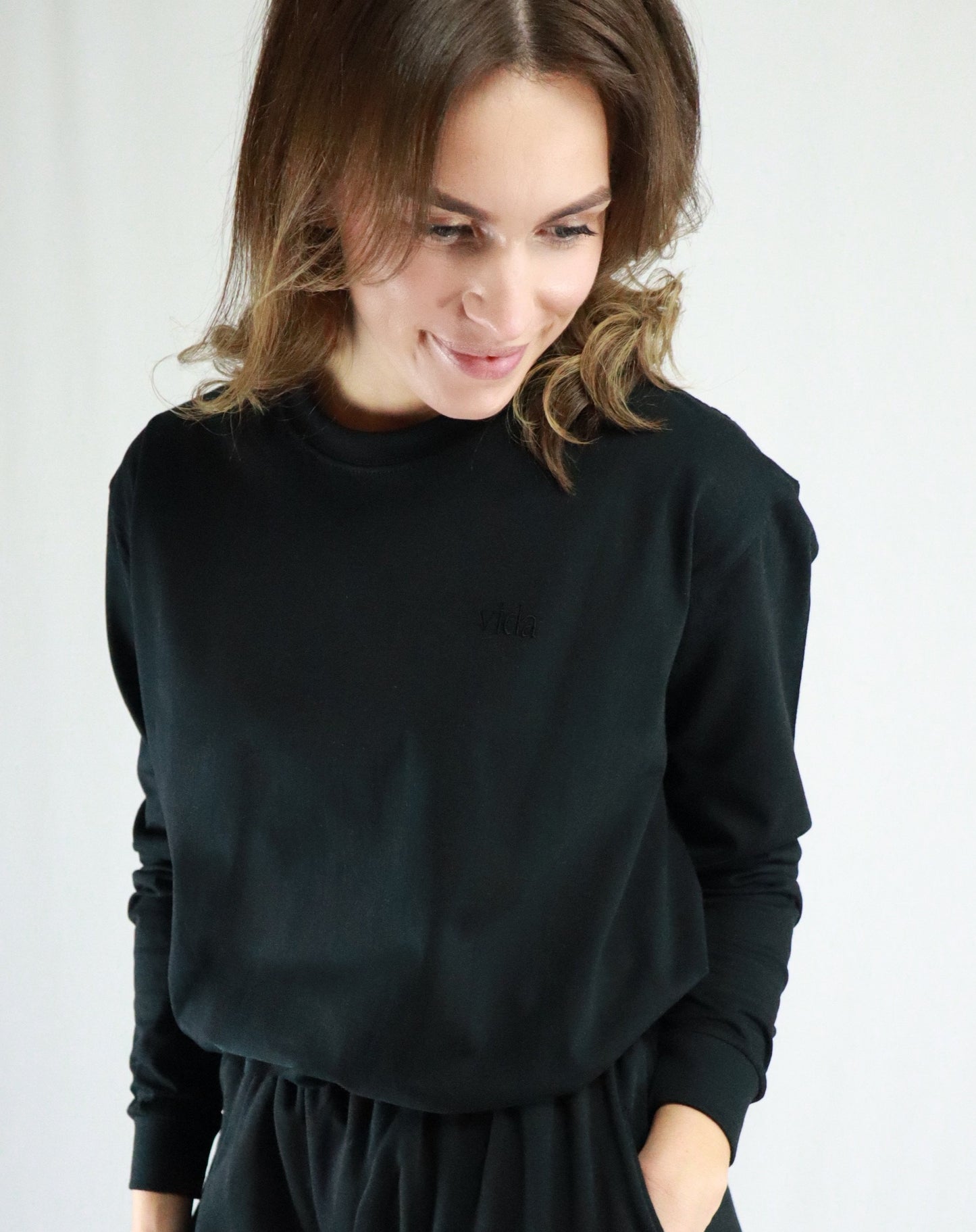 Black Vida Long Sleeved T-Shirt